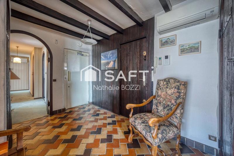 Appartement - 155 m² - 6 pièces