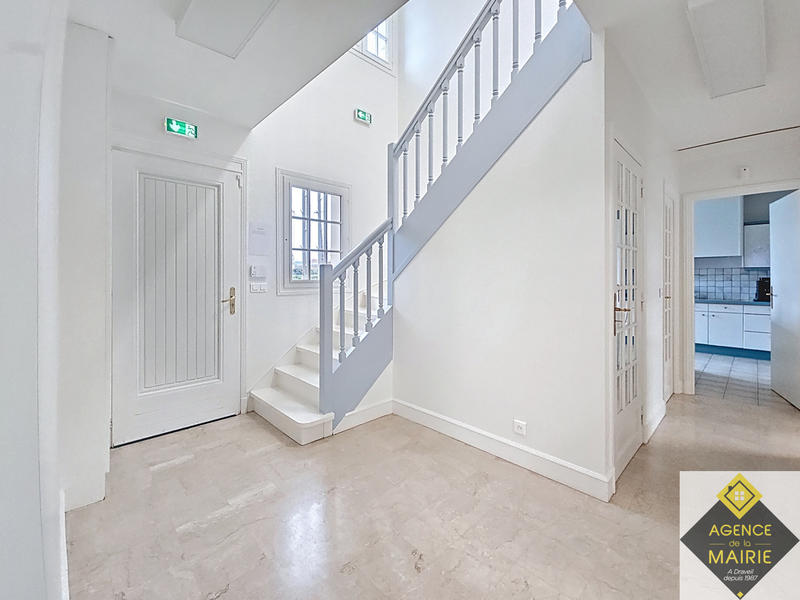 Maison - 175 m² - 6 pièces