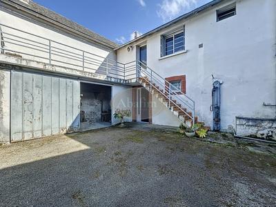 Maison - 169 m² - 8 pièces