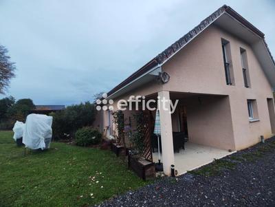 Pavillon - 210 m² - 8 pièces