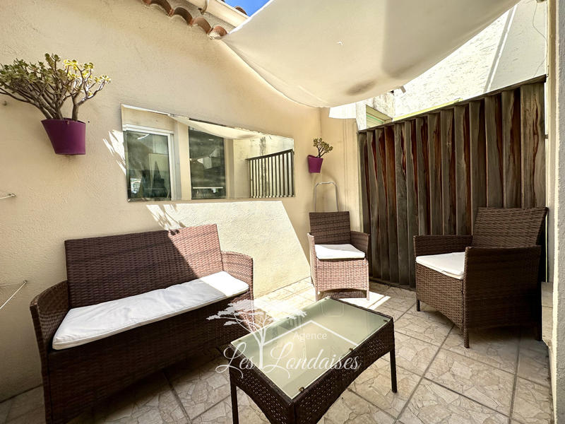 Fonds de commerce - Magasins - 90 m²