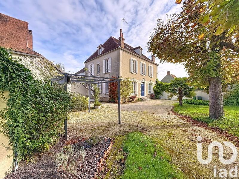 Maison de campagne - 250 m² - 7 pièces