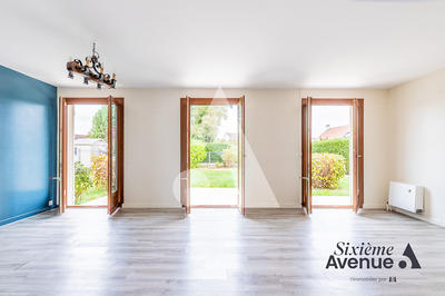 Maison - 98 m² - 4 pièces