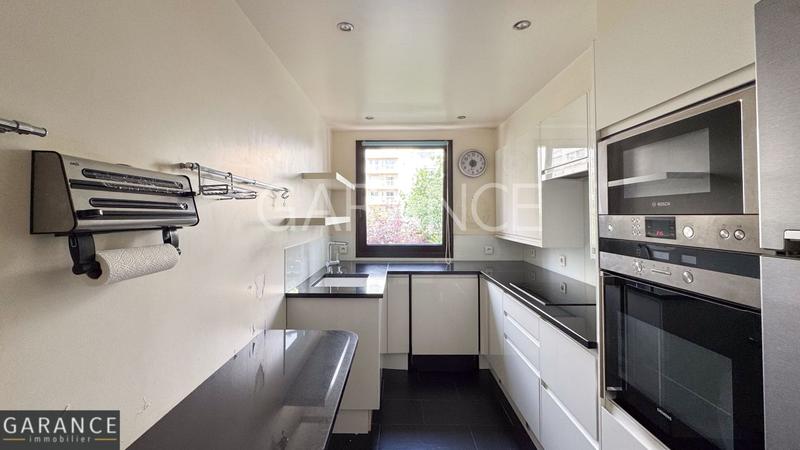 Appartement - 85 m² - 4 pièces