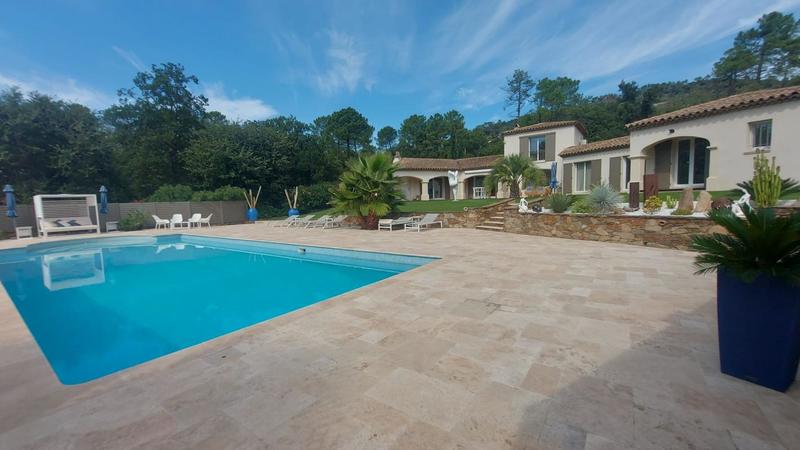 Villa - 187 m² - 5 pièces