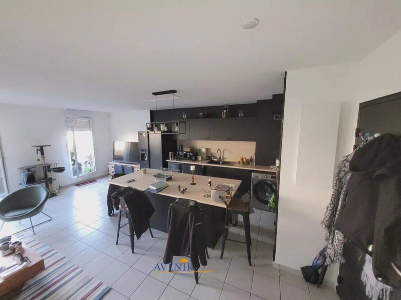 Appartement - 72 m² - 3 pièces