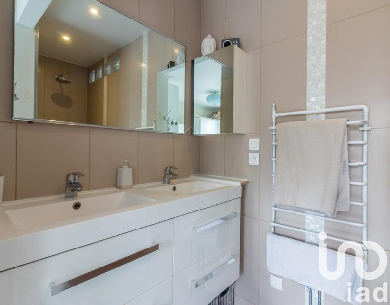 Maison - 134 m² - 7 pièces