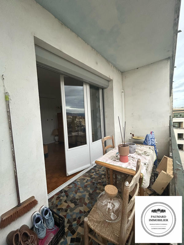 Appartement - 95 m² - 5 pièces