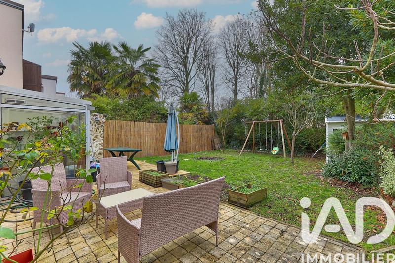 Maison - 96 m² - 5 pièces