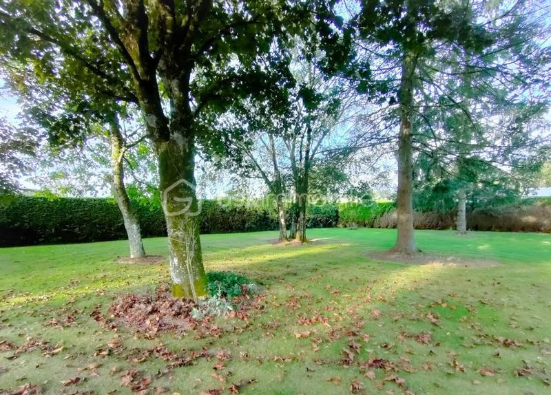 Propriété - 167 m² - 7 pièces