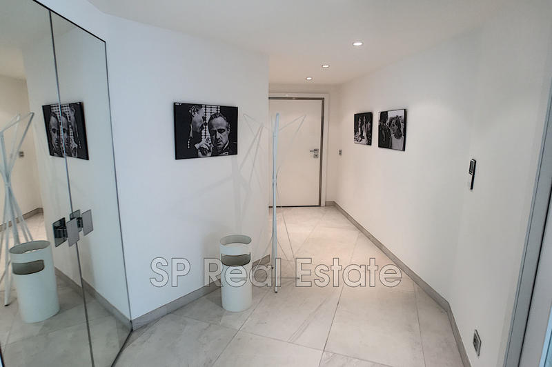 Appartement - 95 m² - 3 pièces