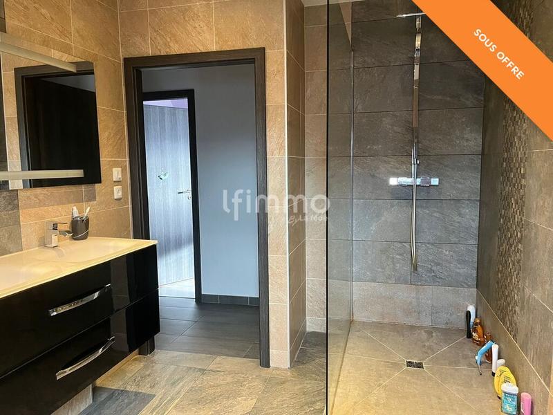 Maison - 110 m² - 4 pièces