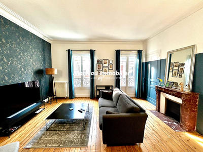 Appartement - 87 m² - 3 pièces