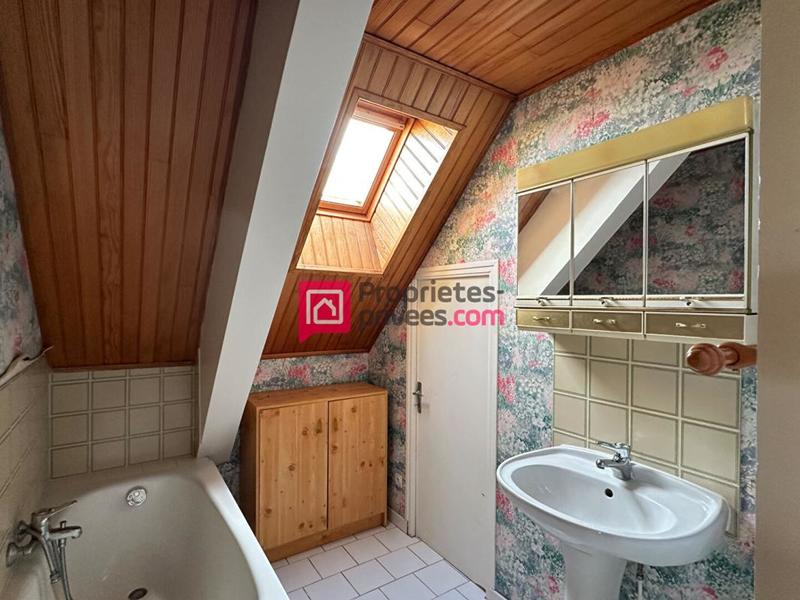 Maison - 162 m² - 7 pièces