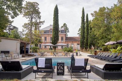 Château - 680 m² - 21 pièces