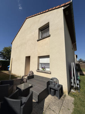 Maison - 94 m² - 4 pièces