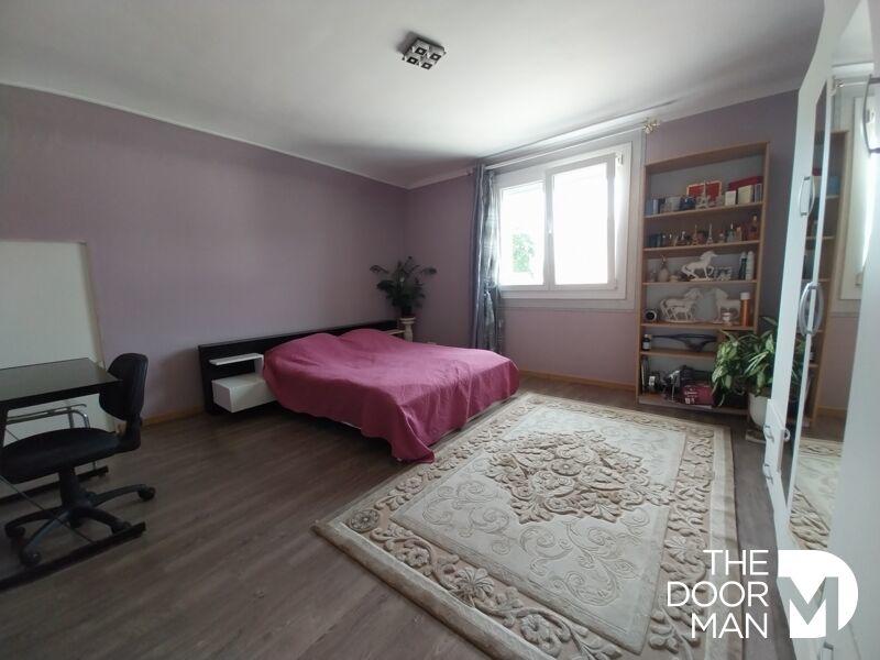 Maison - 146 m² - 7 pièces