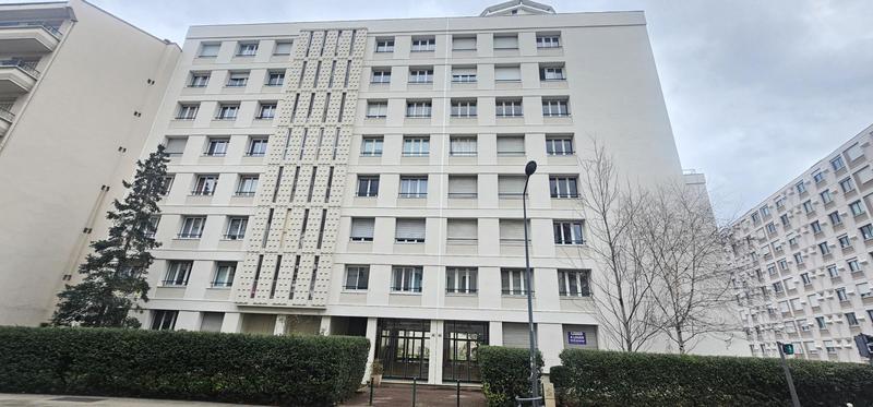 Appartement - 100 m² - 3 pièces