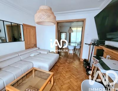 Maison - 121 m² - 5 pièces