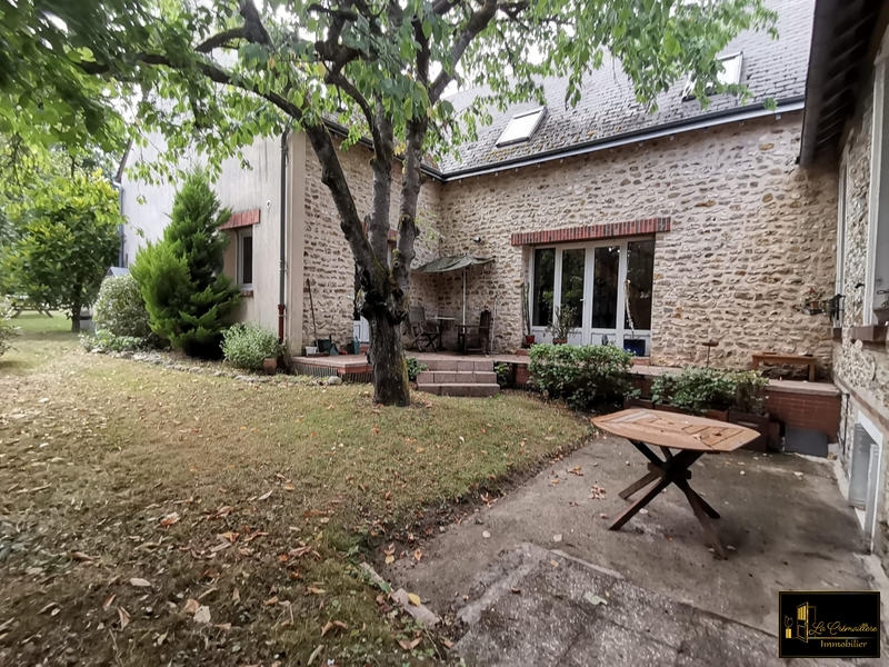 Maison ancienne - 227 m² - 8 pièces