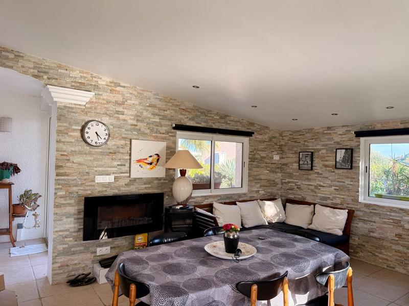 Maison - 167 m² - 7 pièces