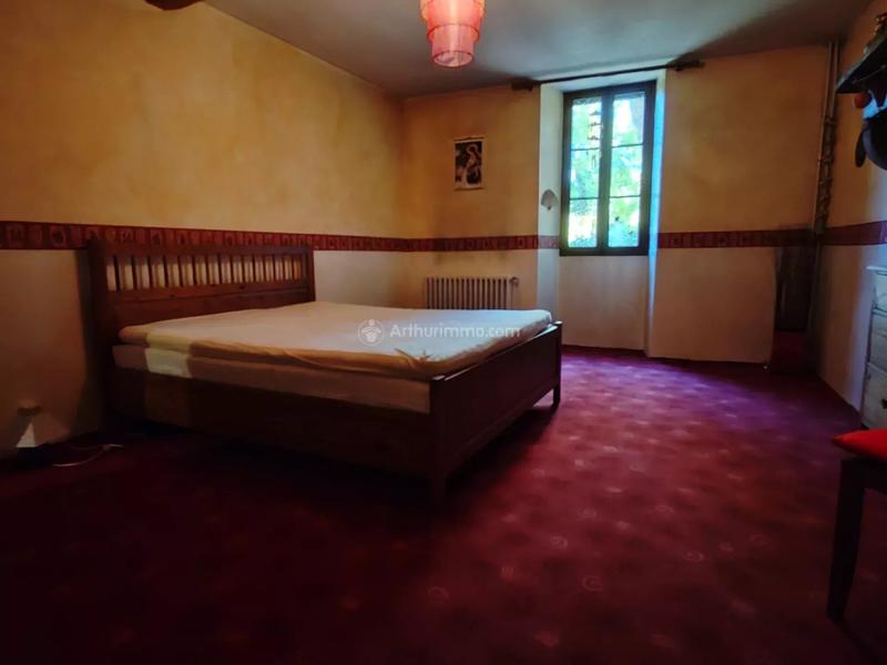 Maison - 407 m² - 7 pièces