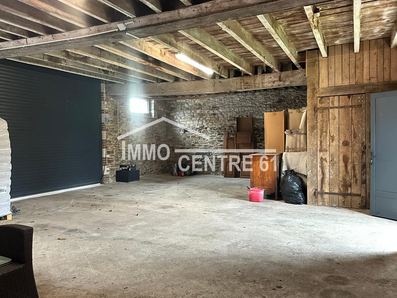 Maison - 163 m² - 9 pièces