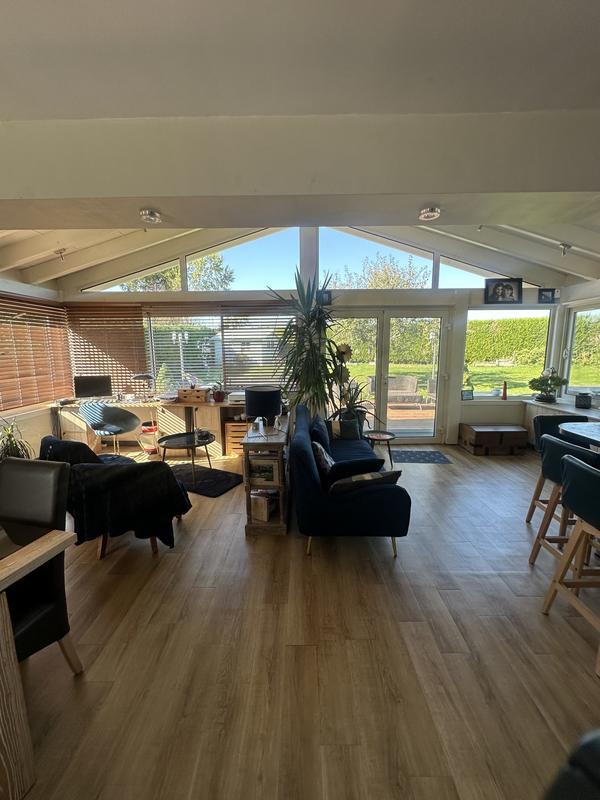 Maison - 185 m² - 6 pièces