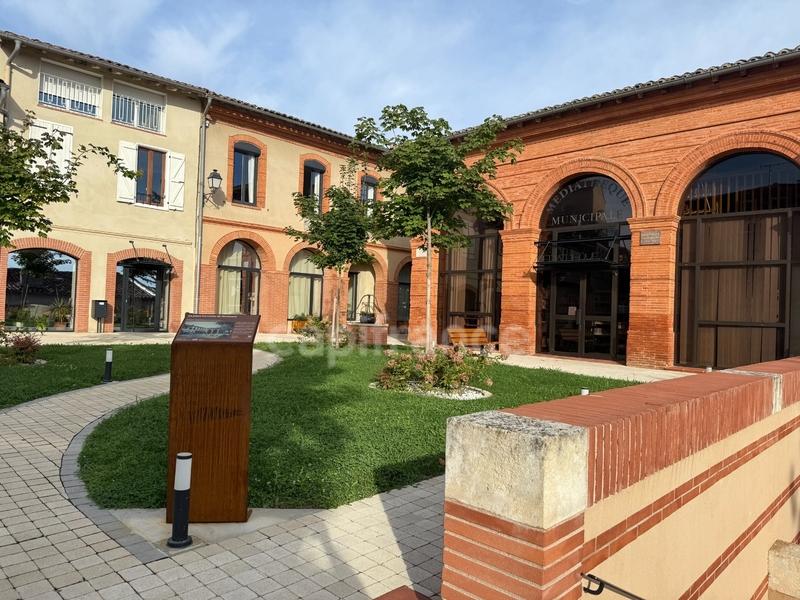 Maison - 204 m² - 7 pièces