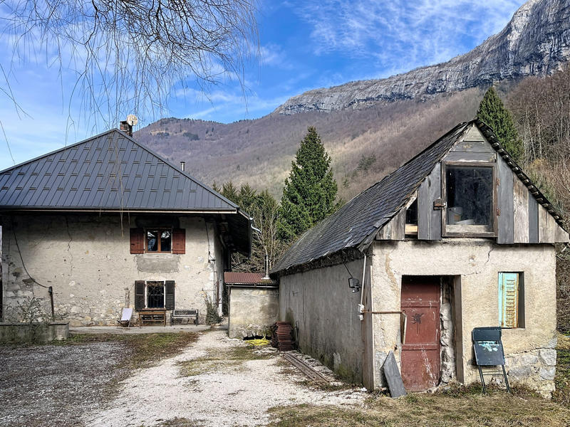 Maison ancienne - 90 m² - 3 pièces