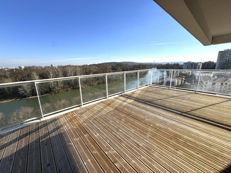 Appartement - 142 m² - 5 pièces