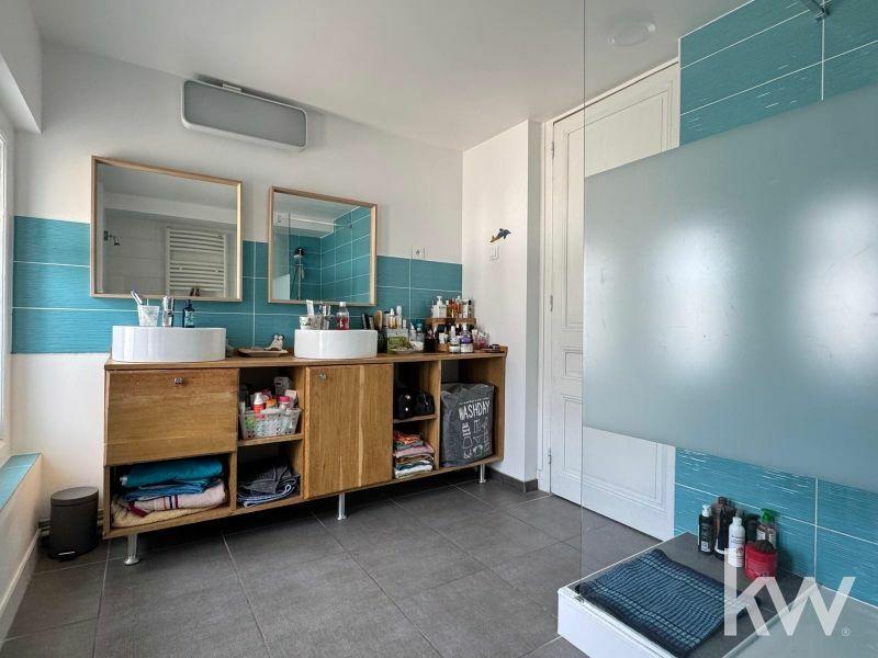 Maison - 143 m² - 7 pièces