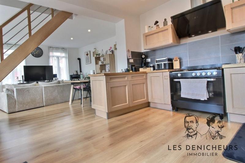 Maison - 108 m² - 6 pièces