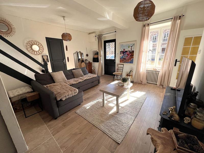 Maison - 162 m² - 7 pièces