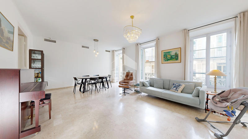 Appartement - 120 m² - 4 pièces