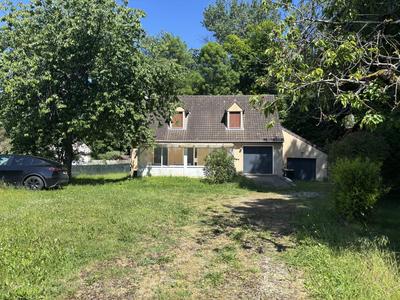 Maison - 122 m² - 7 pièces