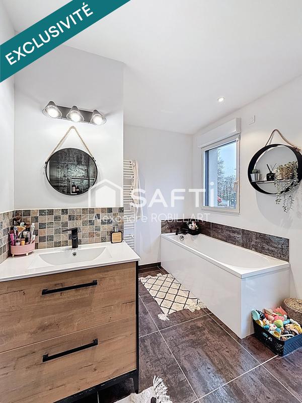 Maison - 137 m² - 6 pièces