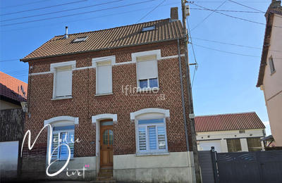 Maison - 180 m² - 6 pièces