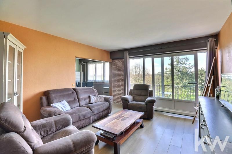 Appartement - 92 m² - 5 pièces