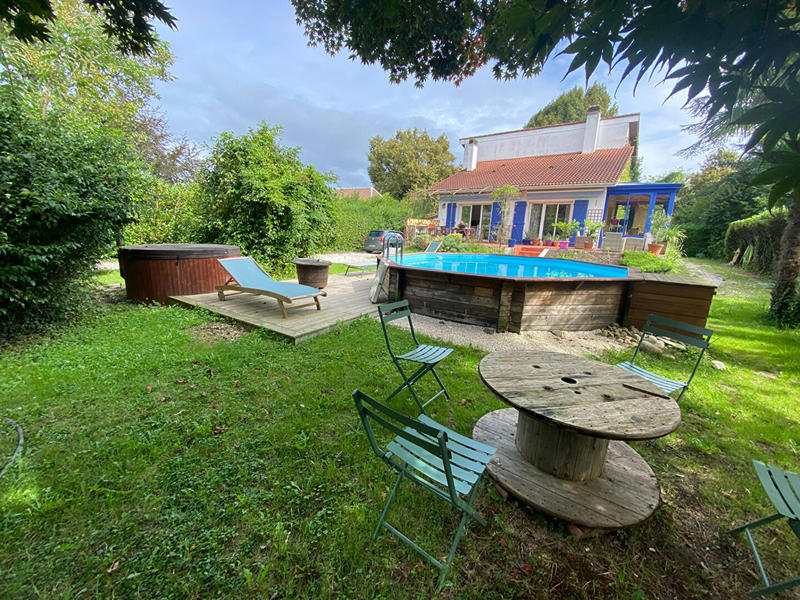 Maison - 160 m² - 7 pièces