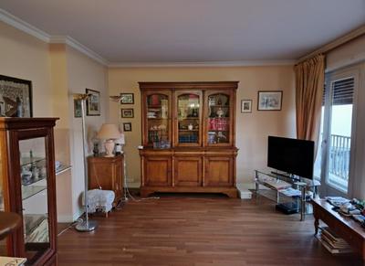 Appartement - 85 m² - 3 pièces