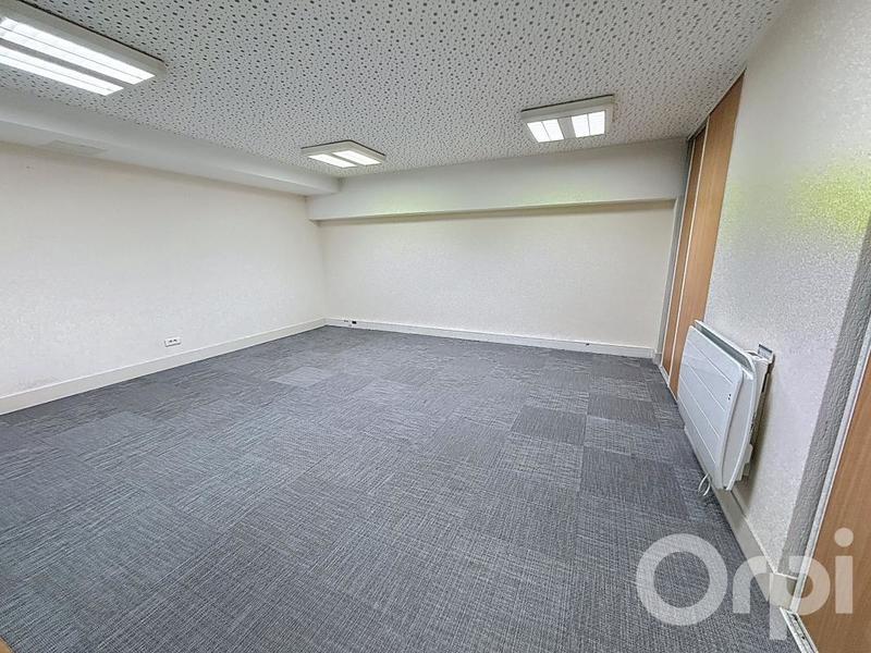 Bureau - 169 m²