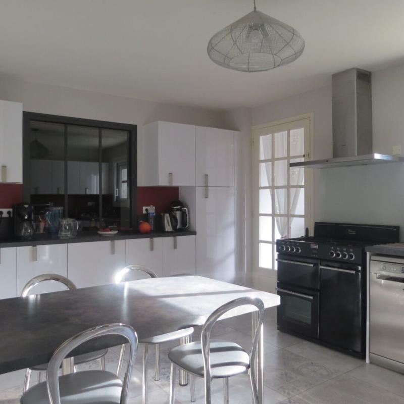 Maison de village - 200 m² - 11 pièces