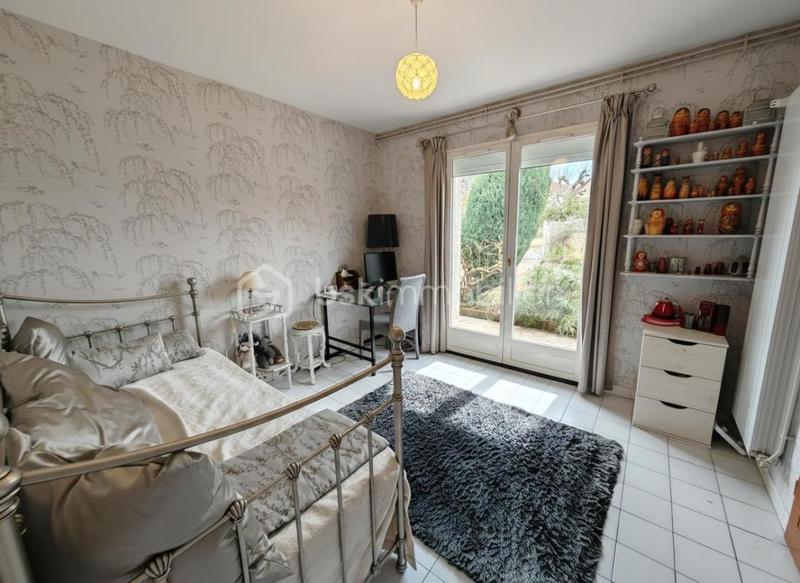 Maison traditionnelle - 150 m² - 7 pièces