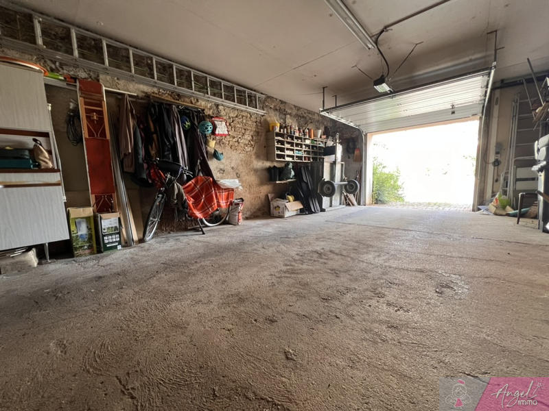 Maison de village - 220 m² - 6 pièces