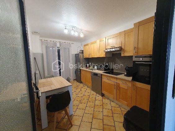 Villa - 182 m² - 8 pièces