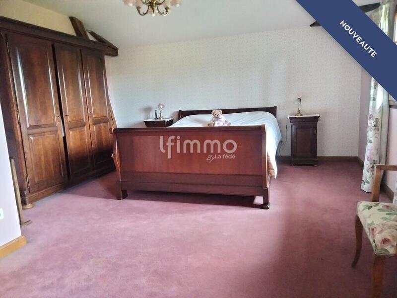 Propriété - 275 m² - 7 pièces