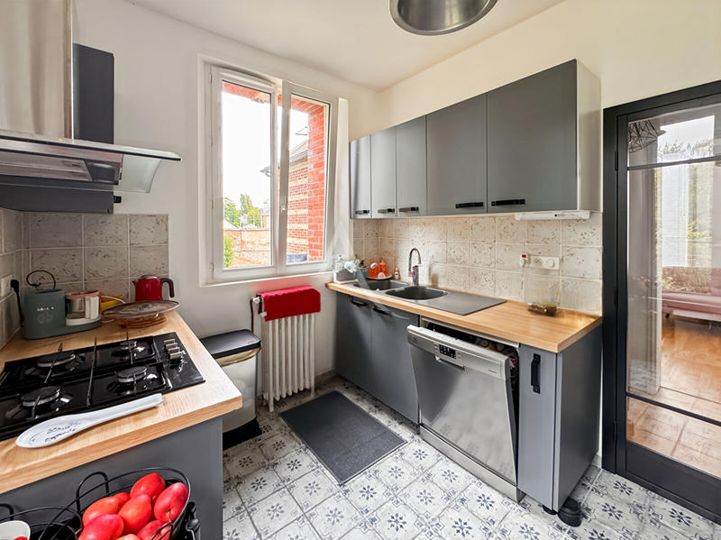 Maison - 193 m² - 6 pièces