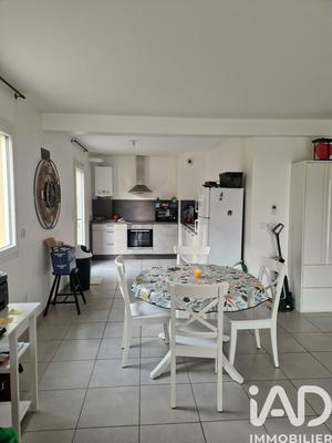 Appartement - 82 m² - 3 pièces