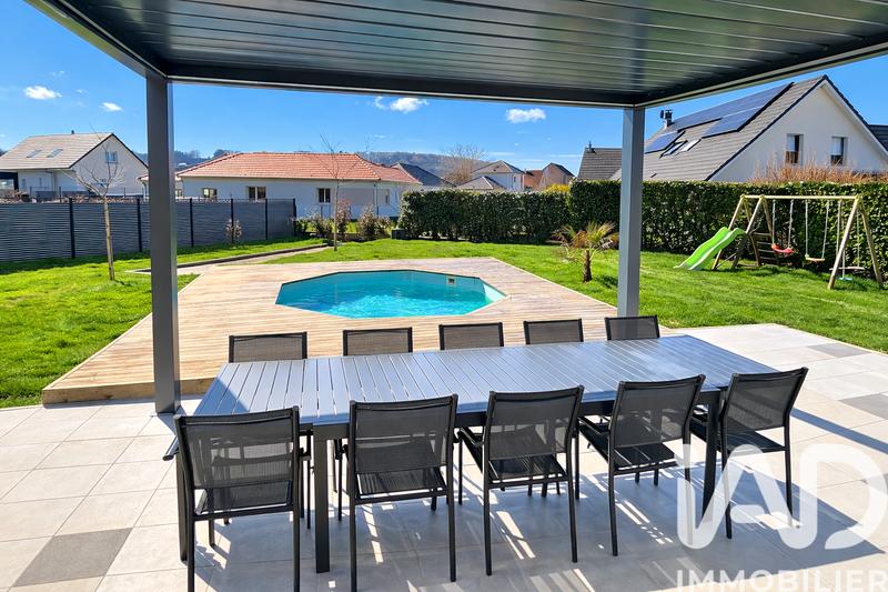 Maison - 190 m² - 7 pièces